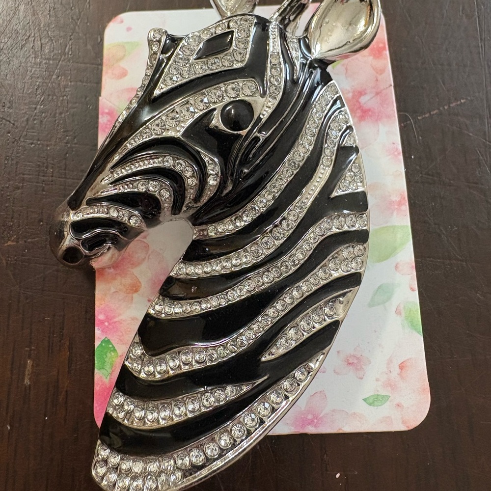 Large Zebra Brooch with Rhinestones - Picture 10 of 10